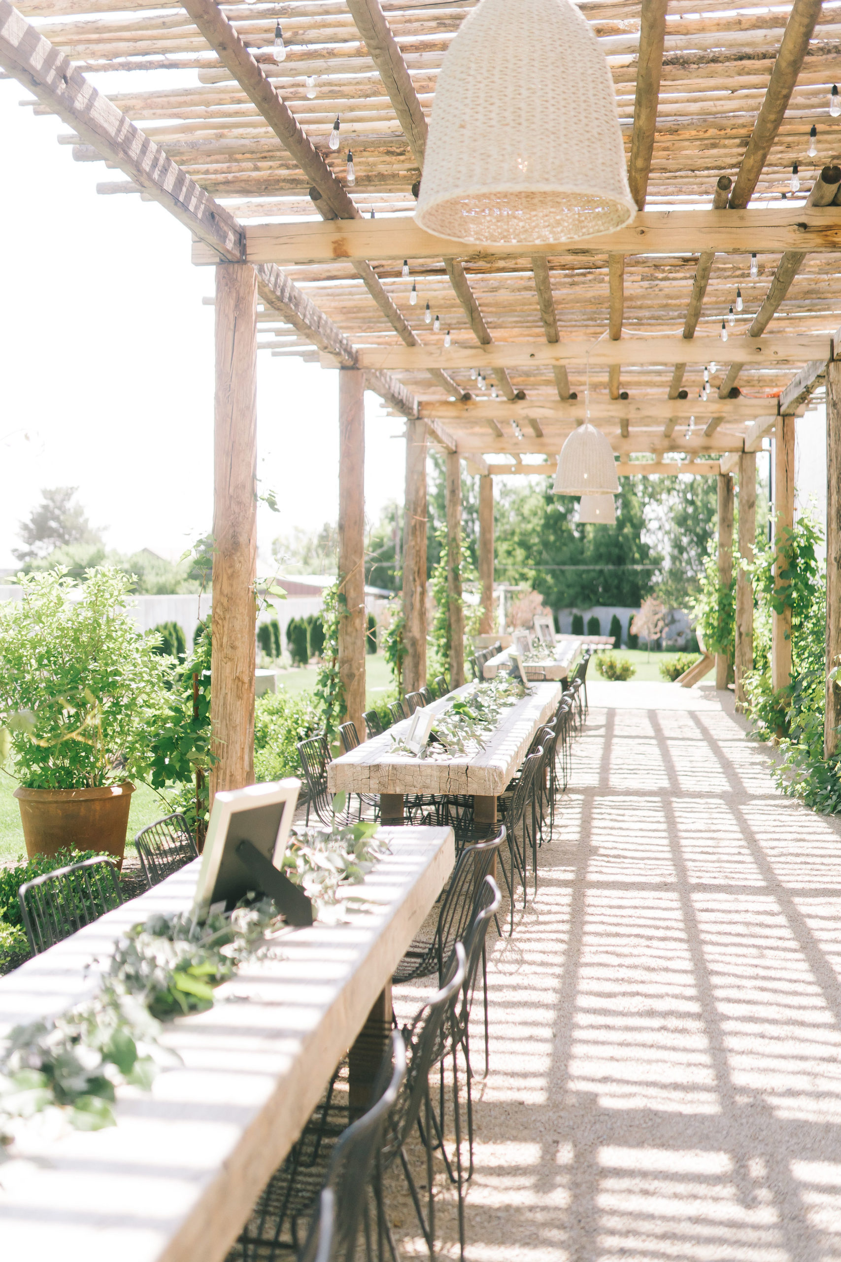 Italian wedding with outdoor table settings for a Spring wedding